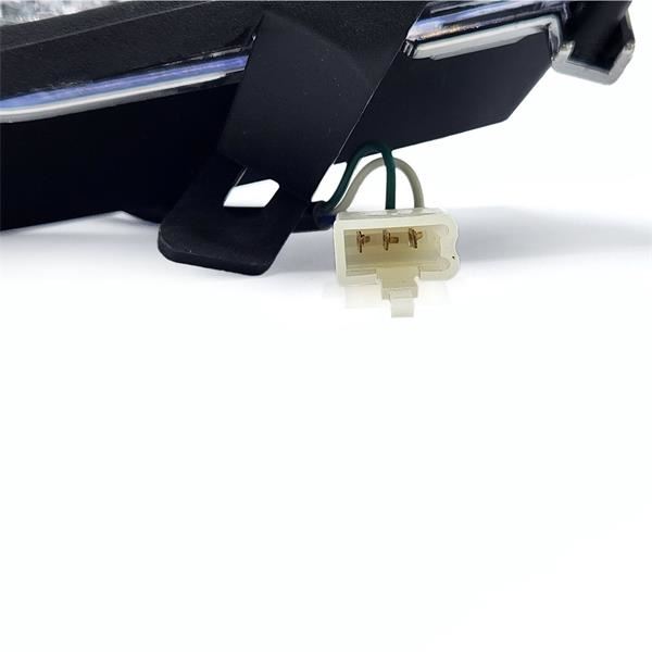 FunBikes Xtrax E-Sport 1000w Quad Bike RHS Front Light
