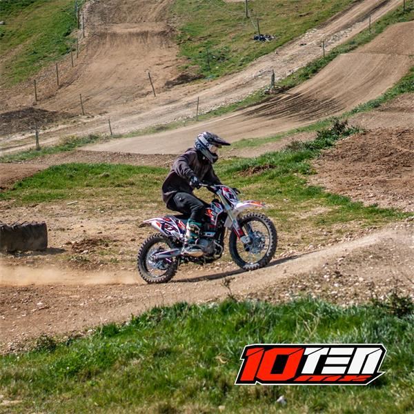 10Ten 250R 19/16 250cc 88cm Dirt Bike