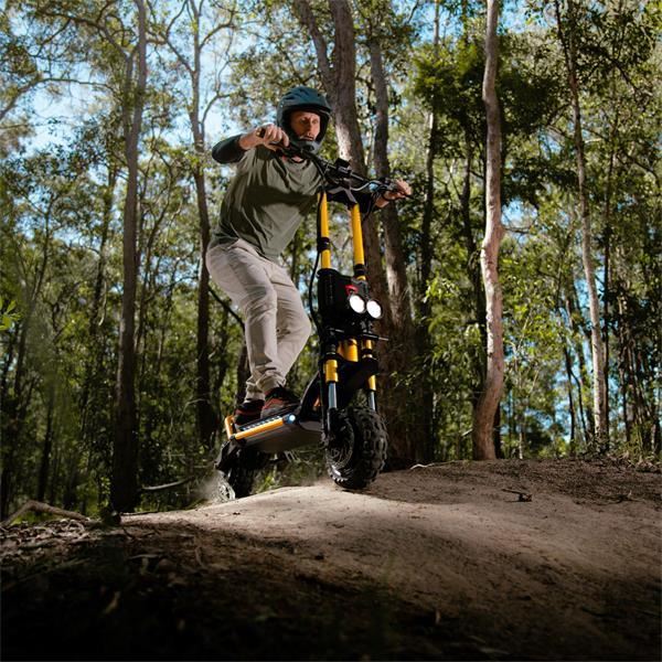 Kaabo Wolf King GTR 4000w 72v 35ah Li Black Twin Motor Electric Scooter (IPX5)